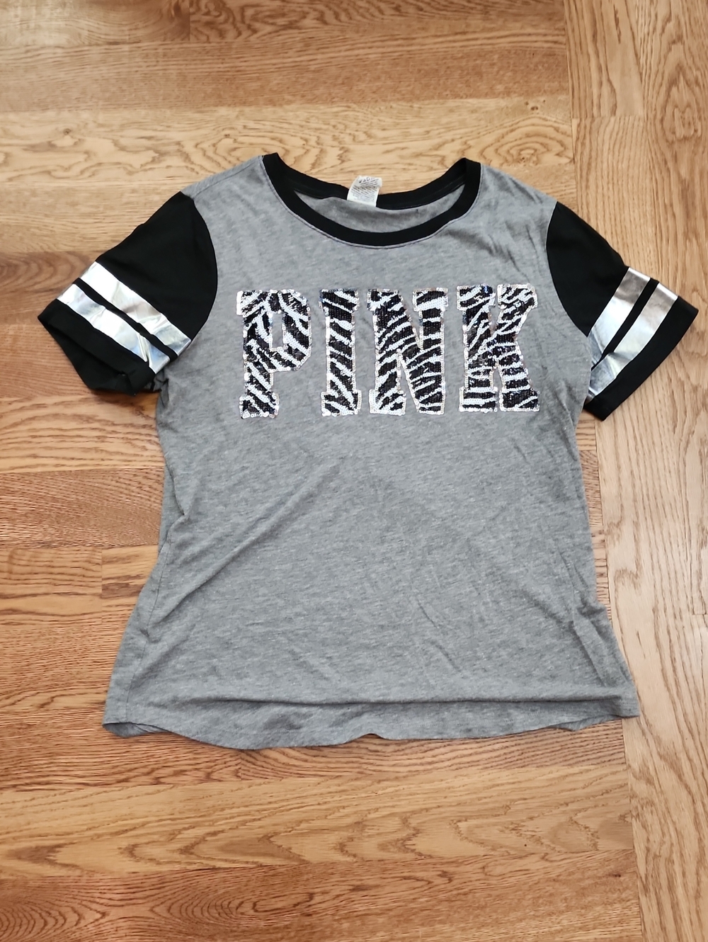 Victoria's Secret PINK Zebra Sequin Ringer T-Shirt Grey Black Silver Foil Size L